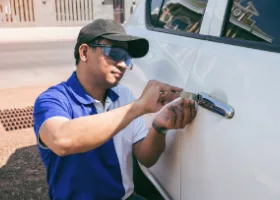 Car Locksmith in East Foothills, CA